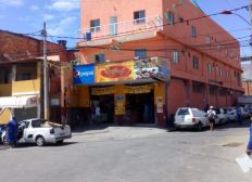 Imagem de Ligação irregular fornecia água para 33 residências e um supermercado em Lauro de Freitas