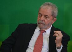 Imagem de TRF4 nega recursos da defesa de Lula em caso do terreno do instituto