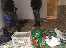 Imagem de PM apreende mais de 500 kg de drogas em Manguinhos, na Zona Norte do Rio