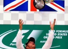 Imagem de Lewis Hamilton conquista o tricampeonato