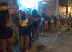Imagem de Com a prisão em flagrante por tráfico de drogas, polícia acaba com baile funk no Nordeste de Amaralina