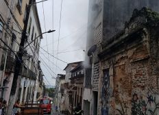 Imagem de Incêndio atinge apartamento de idosa no Dois de Julho