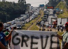 Imagem de Equipe de Bolsonaro já discute nova tabela de frete para evitar greve de caminhoneiros