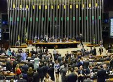 Imagem de Bolsonaro e outros 141 ex-deputados já podem se aposentar com até R$ 33,7 mil