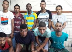 Imagem de Oito homens e uma mulher são presos durante "Festa do Pó" em condomínio de luxo em Barra do Jacuípe