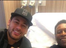 Imagem de Recuperado, Pelé recebe alta e deixa hospital cinco dias após internação em Paris
