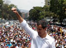 Imagem de Guaidó estuda opções para tirar Maduro do poder