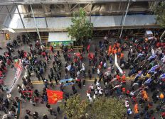 Imagem de Trabalhadores da Petrobras fazem greve geral em Montevidéu