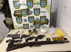 Imagem de Quatro homens morrem em confronto com policiais no recôncavo da Bahia; fuzil, pistola e revólveres são apreendidos
