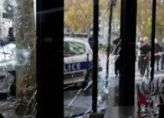 Imagem de Carro com fuzil é encontrado por policias em Paris