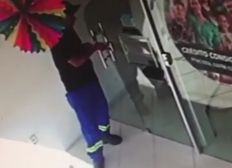 Imagem de Homem invade banco usando chave mestra e furta dois malotes com dinheiro na Bahia