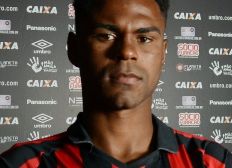 Imagem de Zagueiro rescinde com o Athletico e deve vir para o Bahia