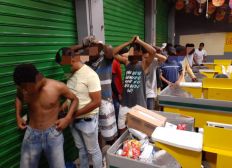 Imagem de PM impede furto em Cosme de Farias e conduz 31 moradores