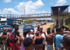 Imagem de Ônibus deixam de entrar no Bosque das Bromélias, após protesto contra morte de moradora em ação policial