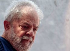 Imagem de Após decisão do STF, defesa de Lula diz que vai pedir soltura nesta sexta