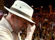 Imagem de A Lei da Ficha Limpa aposentou o candidato Lula