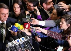 Imagem de Jair Bolsonaro foi responsável por três a cada cinco ataques à imprensa em 2019