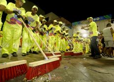 Imagem de Trabalho de limpeza garante cidade novinha para dias de Carnaval