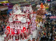 Imagem de Com homenagem às Ganhadeiras de Itapuã, Viradouro é a campeã do Carnaval do Rio de Janeiro