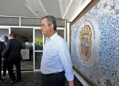 Imagem de Após vistoria, governador anuncia reabertura do Hospital Espanhol com 160 leitos para pacientes com coronavírus
