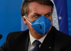 Imagem de Bolsonaro inclui imprensa em lista de serviços essenciais durante pandemia