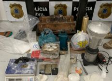 Imagem de R$ 1,2 milhão em cocaína era refinado em casa de luxo na Bahia
