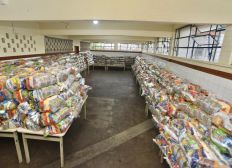 Imagem de Prefeitura inicia terceira etapa de distribuição de cestas a estudantes