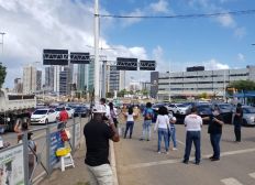 Imagem de Manifestação deixa trânsito lento na Avenida Antônio Carlos Magalhães