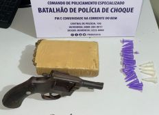 Imagem de Choque apreende arma e drogas com bando na Federação