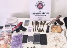 Imagem de Pistolas, munições e drogas encontradas com grupo criminoso