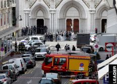 Imagem de Esfaqueamento no interior de uma igreja deixa três mortos, em Nice