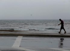 Imagem de Chuva em Salvador causa alagamentos de imóveis e deslizamentos de terra