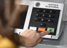 Imagem de Missão da OEA aponta falhas da Justiça Eleitoral e critica fiscalização do fundão