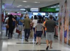 Imagem de Shoppings e supermercados de Salvador montam operações especiais do Natal; confira