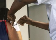 Imagem de Salvador bate recorde de  pessoas vacinadas pelo terceiro dia seguido