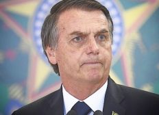 Imagem de Em jantar com empresários, Bolsonaro promete acelerar vacinação e é 'ovacionado'