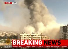 Imagem de Veja vídeo: Bombardeios de Israel destroem prédio com escritórios da Al Jazeera