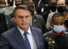 Imagem de Jair Bolsonaro diz que é "imorrível" em reunão com apoiadores