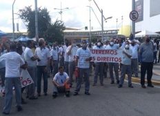 Imagem de Demitidos, rodoviários realizam manifestação em Salvador e cobram apoio do sindicato 