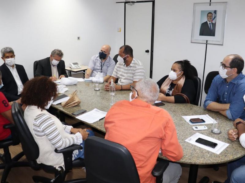 Imagem de Governo da Bahia realiza 3º reunião com a APLB para discutir retomada das aulas semipresenciais