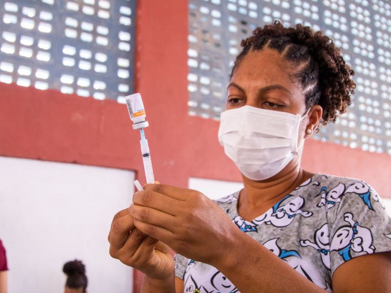 Imagem de Lauro de Freitas dá sequência à vacinação contra a Covid-19 para grávidas e puérperas nesta sexta