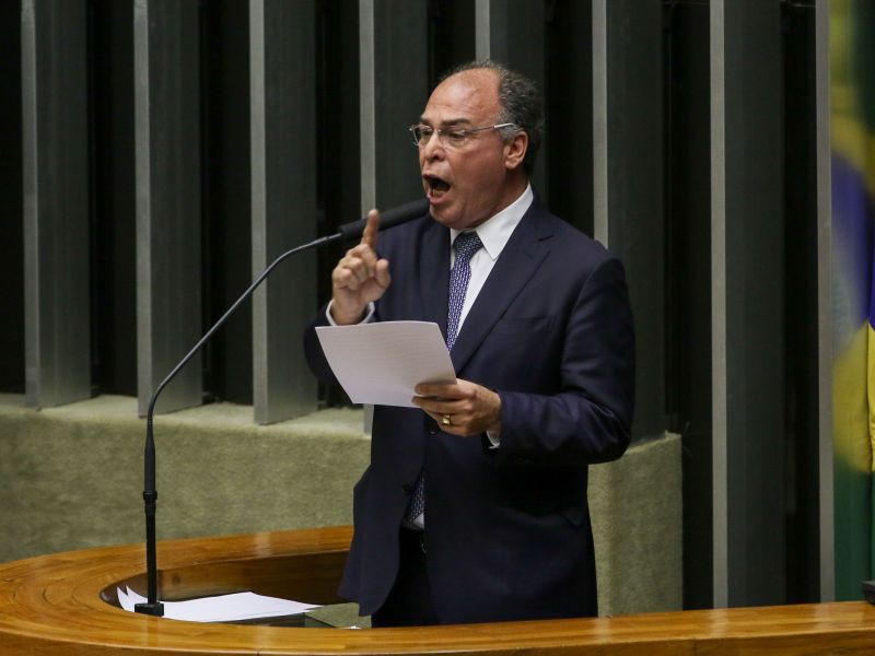 Imagem de  Eduardo Freire firma acordo com PF e delata aliado de Bolsonaro no Senado