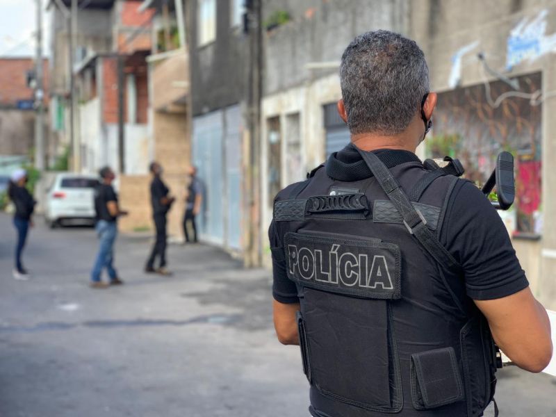 Imagem de Suspeito de tráfico, acusado de homicídios é preso em Simões Filho