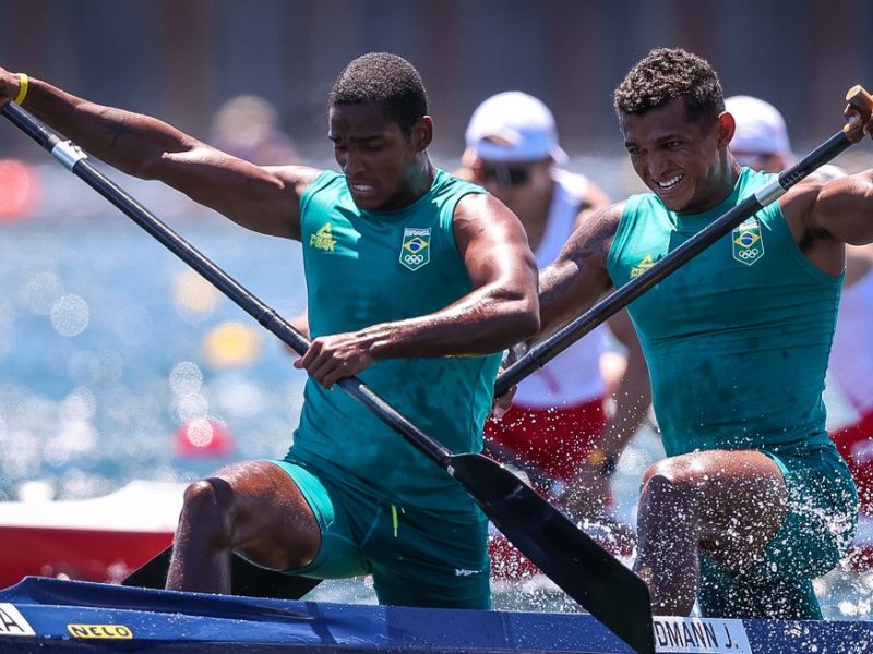 Imagem de Olimpíadas: Isaquias Queiroz e Jacky Godmann ficam fora do pódio na canoagem