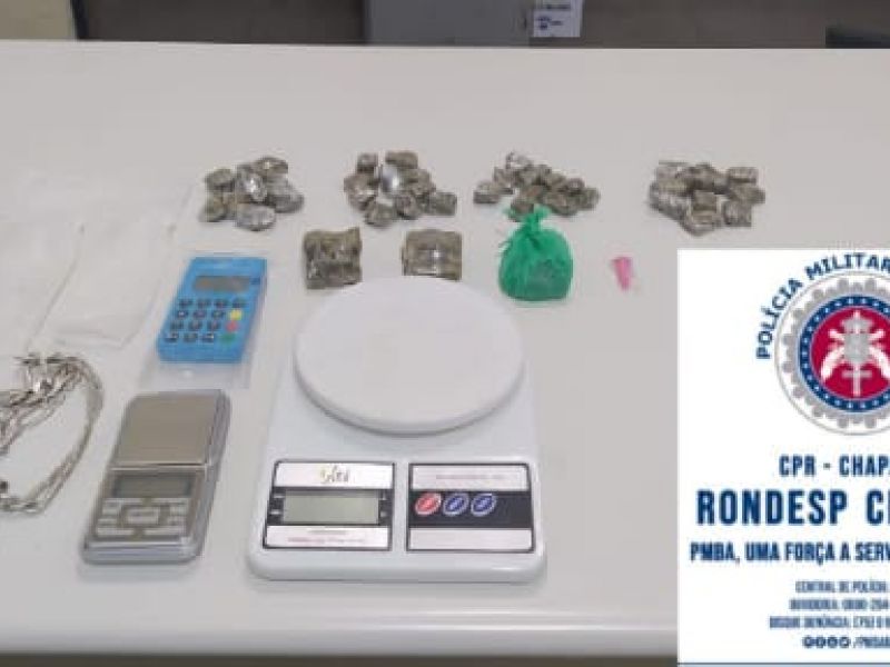 Imagem de Porções de drogas prontas para venda são apreendidas pela Rondesp na região da Chapada