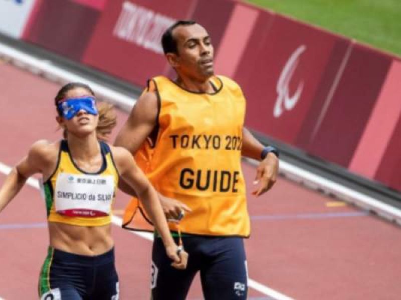 Imagem de Paralimpíada: Brasil conquista pódio duplo nos 200 metros feminino T11