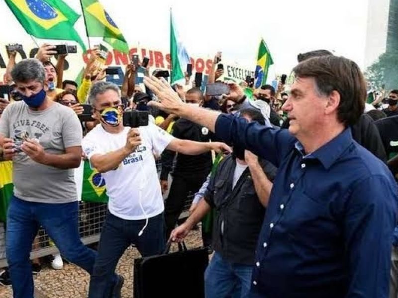 Imagem de 'Eu nunca serei preso', dispara Bolsonaro em discurso