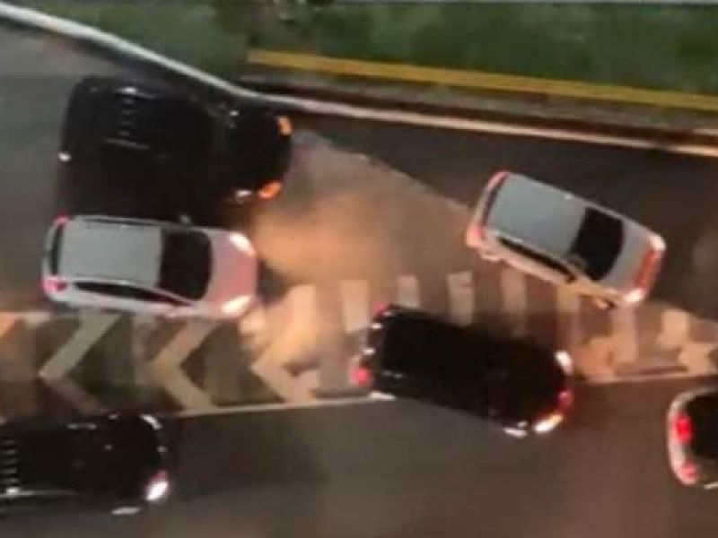 Imagem de Suspeitos de assalto morrem após troca de tiros ao lado do Salvador Shopping 