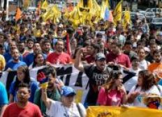 Imagem de Oposição venezuelana pretende mudar Constituição e reduzir mandato presidencial