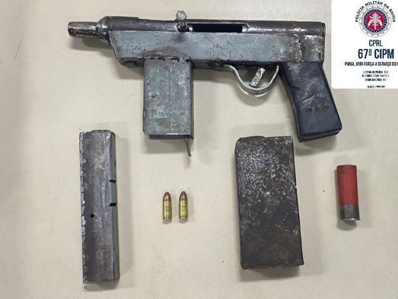 Imagem de Peto da 67ª CIPM encontra submetralhadora em Humildes